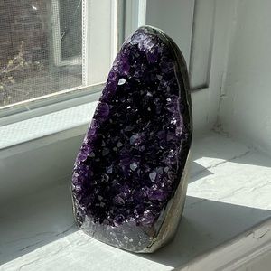 Amethyst Decor